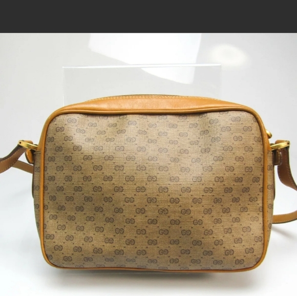 Gucci GG Canvas Ocher Color Shoulder - Picture 2 of 10